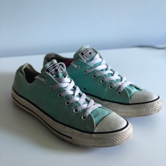 aqua converse low